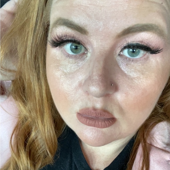 Meet your Posher, Sheila - Picture 4 of 5